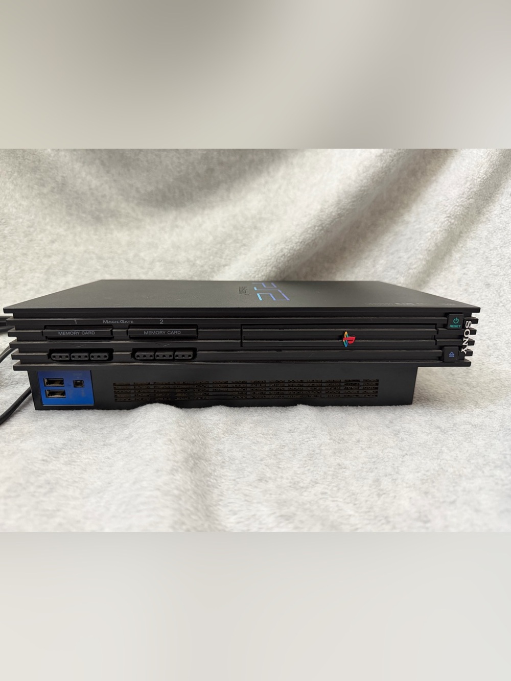 PlayStation 2 Console - Picture 2 of 8